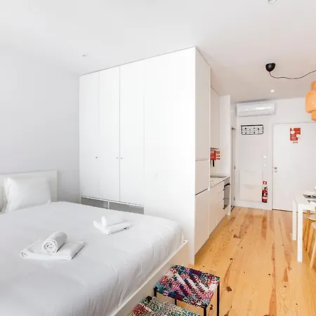 Appartement Flux Art W/ Ac & Balcony By Lovelystay Oporto